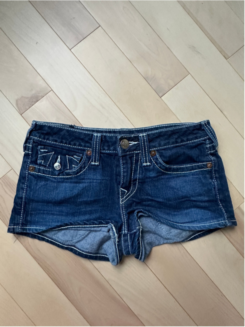 True Religion Joey Low Rise Denim Micro Shorts Made in USA Size 28 - Picture 2 of 7